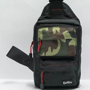Cookies SF Traveler Smell Proof Camo Crossbody Shoulder Messenger Sling Bag